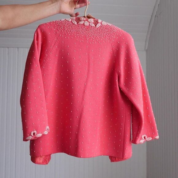 Gorgeous coral pink vintage 50s beaded cardigan - Picture 7 of 8